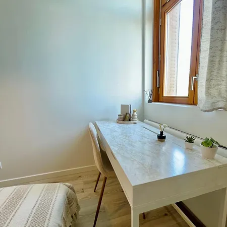 Le Coin De Mel, Parking Prive, 6 Personnes Apartment *