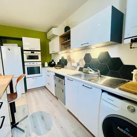 Apartment Le Coin De Mel, Parking Prive, 6 Personnes *