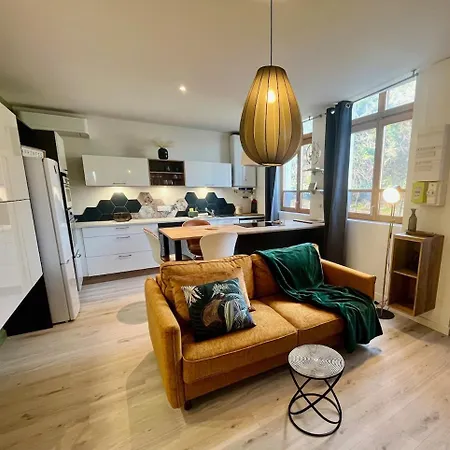 Apartment Le Coin De Mel, Parking Prive, 6 Personnes